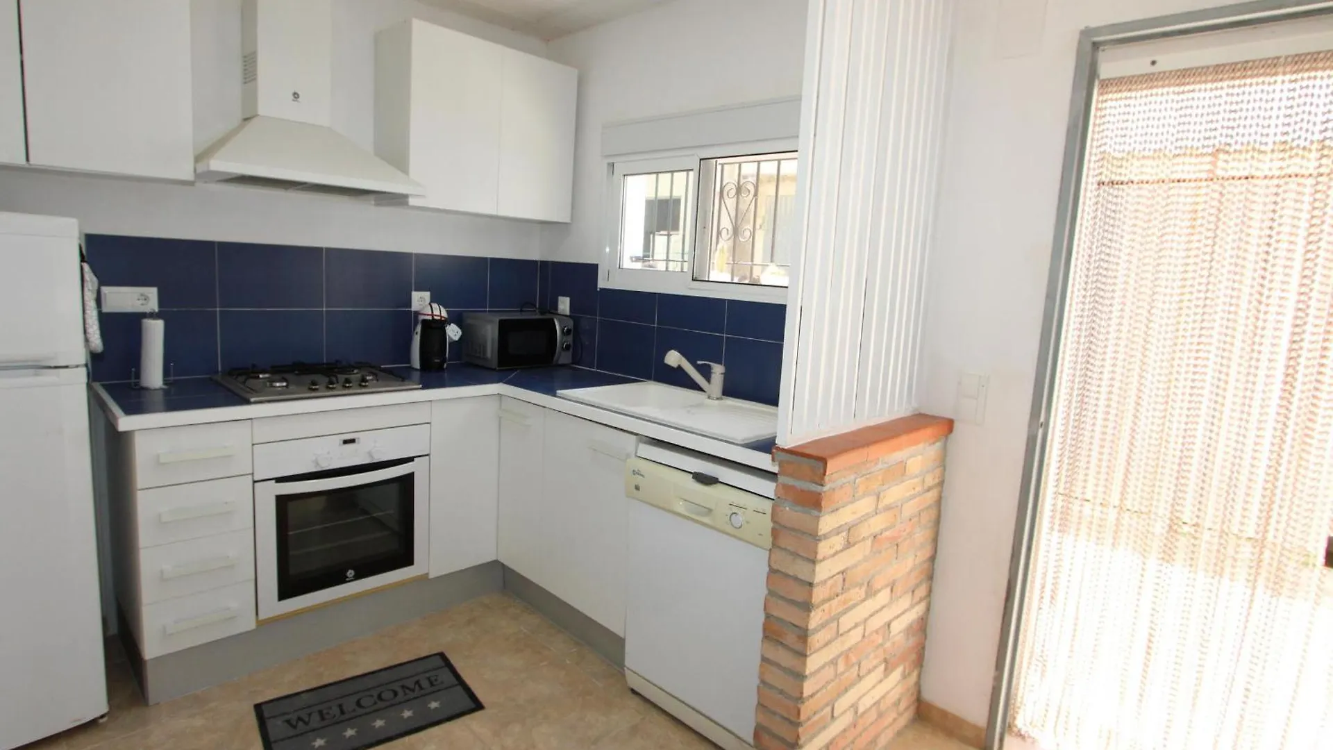 Casa Carine, Ideal Vacaciones: Wifi, Opcional Aire Acondicionado, Admite Mascotas, Playa Para Perros - Es-184-63 Deltebre