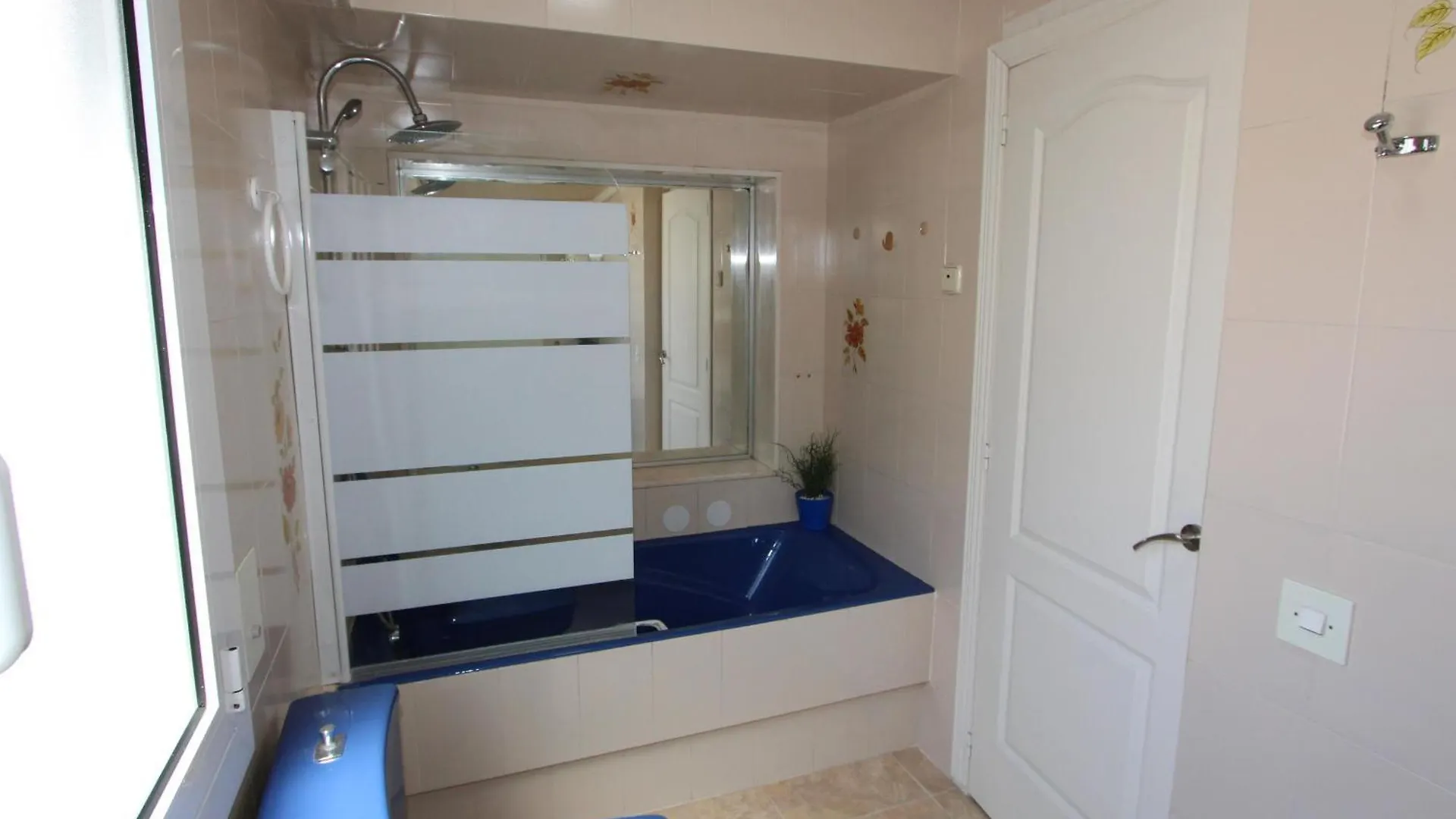 Casa Carine, Ideal Vacaciones: Wifi, Opcional Aire Acondicionado, Admite Mascotas, Playa Para Perros - Es-184-63 Deltebre