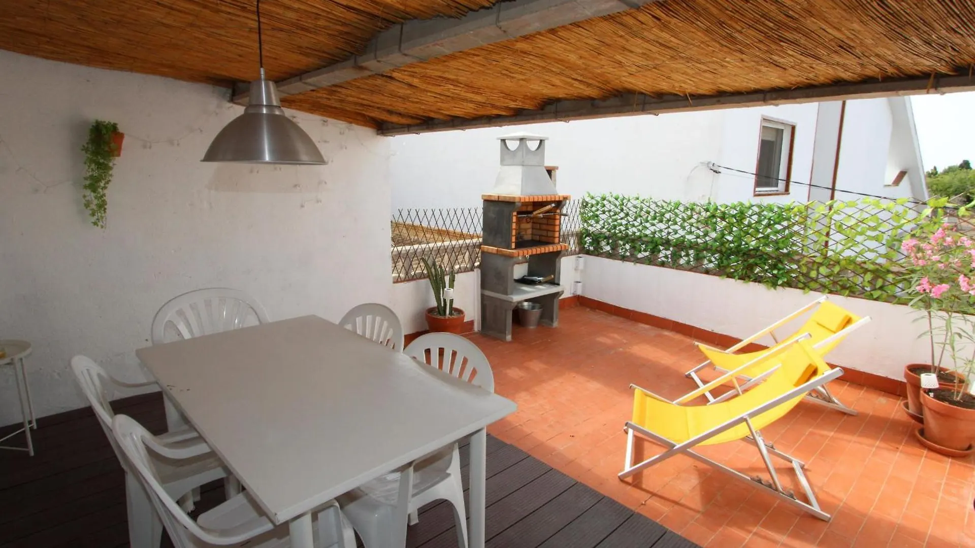 Casa Carine, Ideal Vacaciones: Wifi, Opcional Aire Acondicionado, Admite Mascotas, Playa Para Perros - Es-184-63 Deltebre